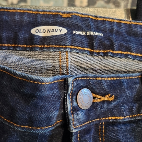 Old Navy Power Straight Jeans Sz 12 - Picture 2 of 3